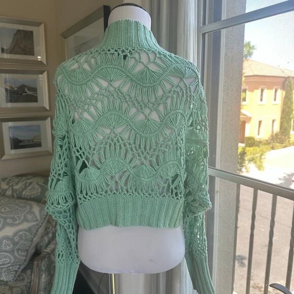 Bebe Mint Sage Green Crocheted Open Front Shrug Bolero Bohemian Y2K Size M - Picture 3 of 8